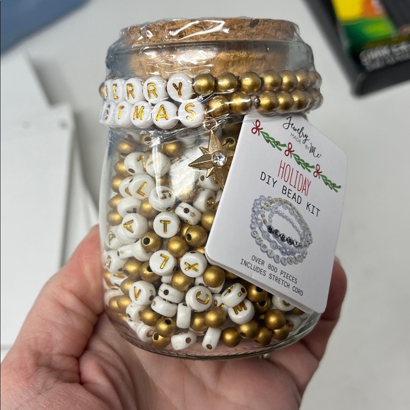 ARTS AND CRAFT BUNDLE Canvases Glitter Wash Markers Pencils Stickers Beads Bag - Picture 8 of 11